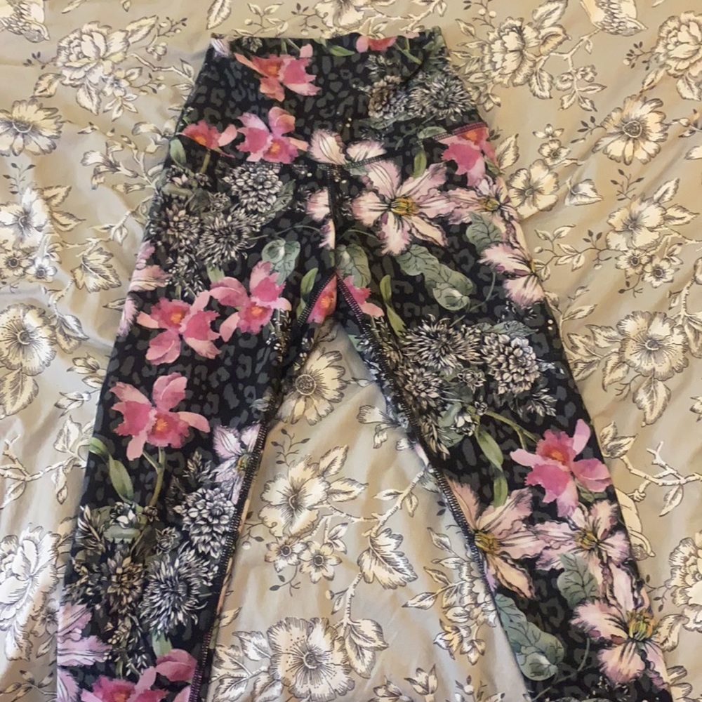 Leggings, size - small